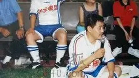 太阳遭国王逆袭，福克斯独揽33分布克难救主